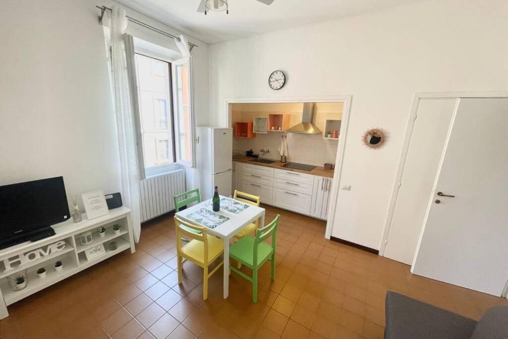 Solution Home Piazza Cinque Giornate Мілан Екстер'єр фото
